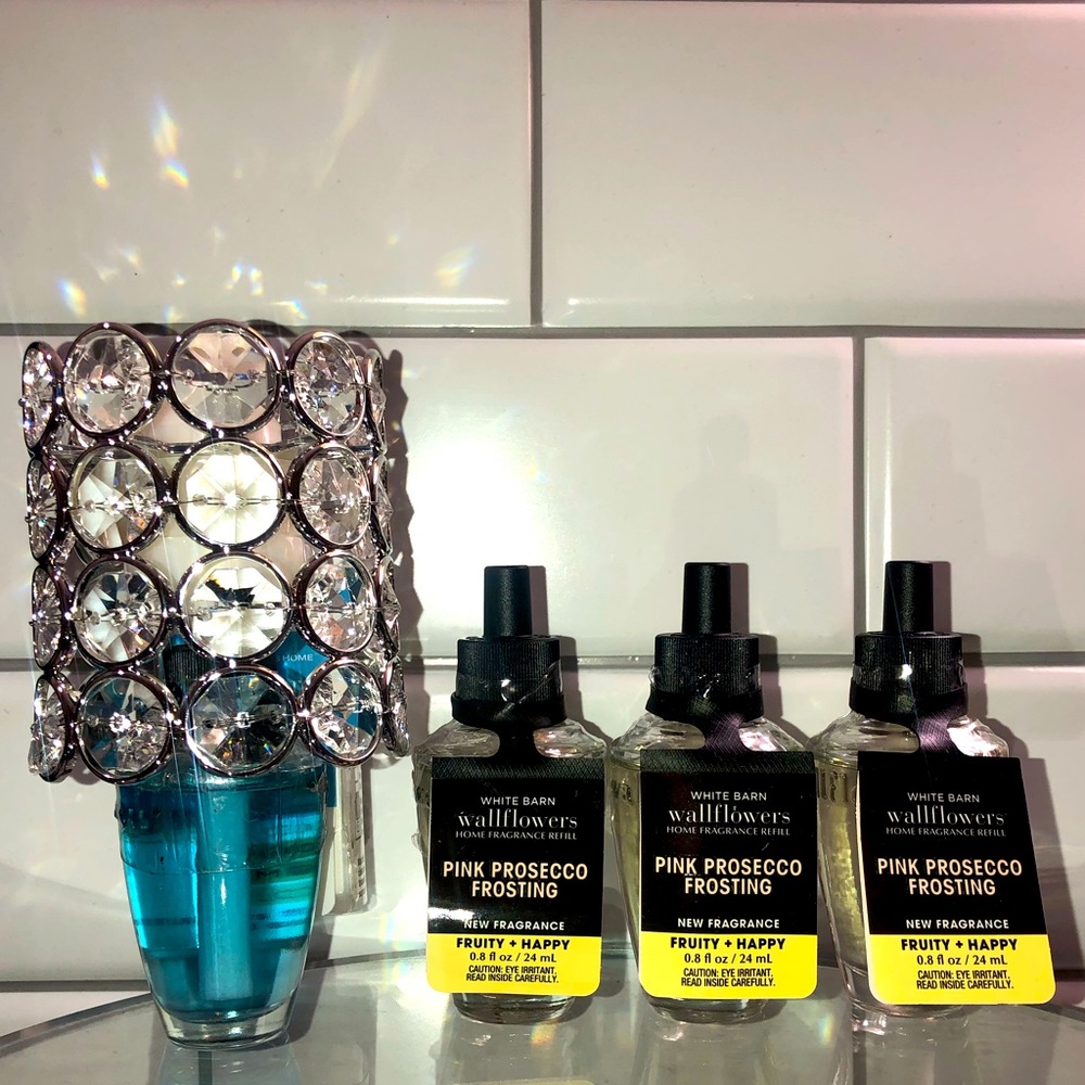 Pink Prosecco Frosting : Bath & Body Works Wallflower Plug & Refill Bund… - Picture 1 of 5